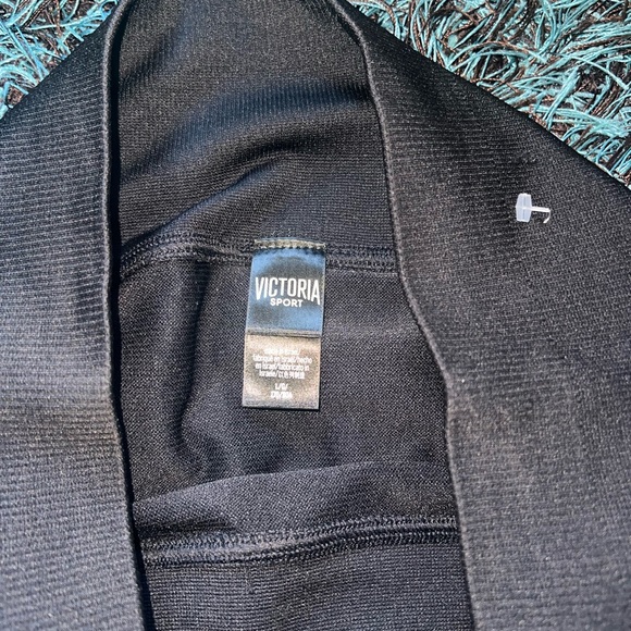 VS latter Seamless Leggings.. brand new - Picture 3 of 5